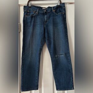 Levi's Dark Blue Distressed Ankle Jeans Size‎ 32 EUC